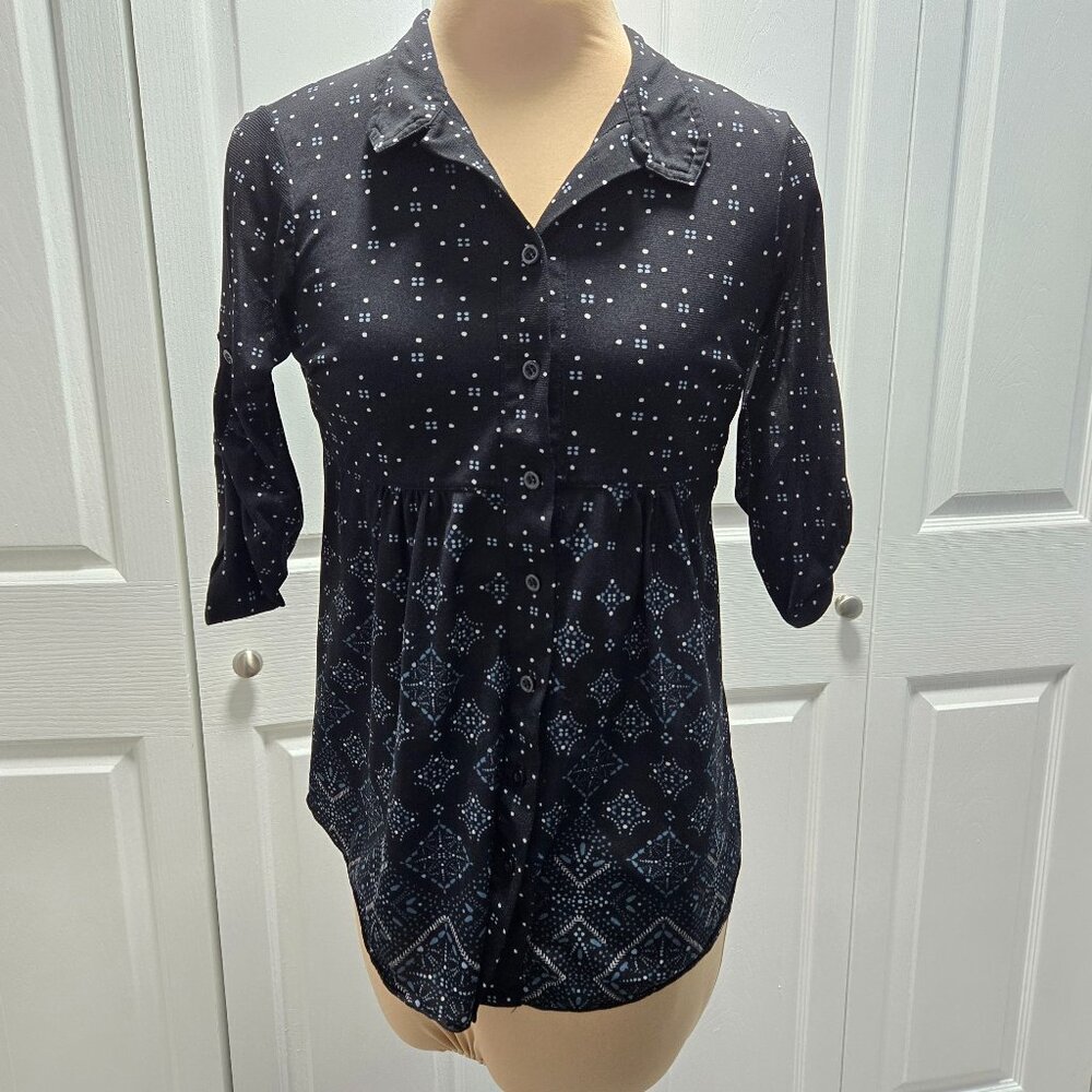 Style & Company Petite Black Button-Down Shirt with Geometric Design XS